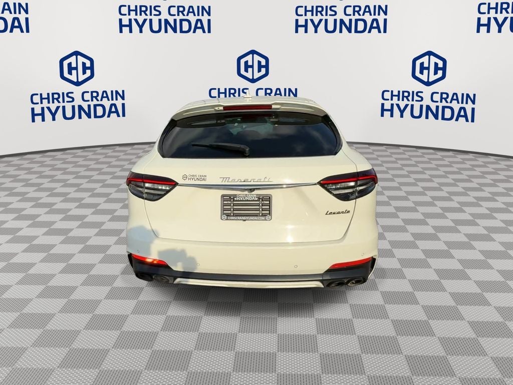 2022 Maserati Levante Modena